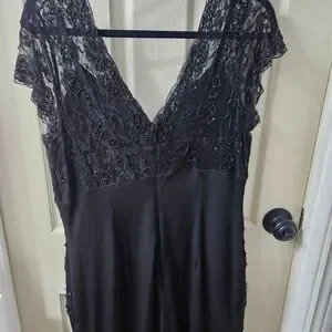lace strappy wedding dress Spaghetti Strap V Neck Boho Lace Wedding Dresses with Pockets AWD1423